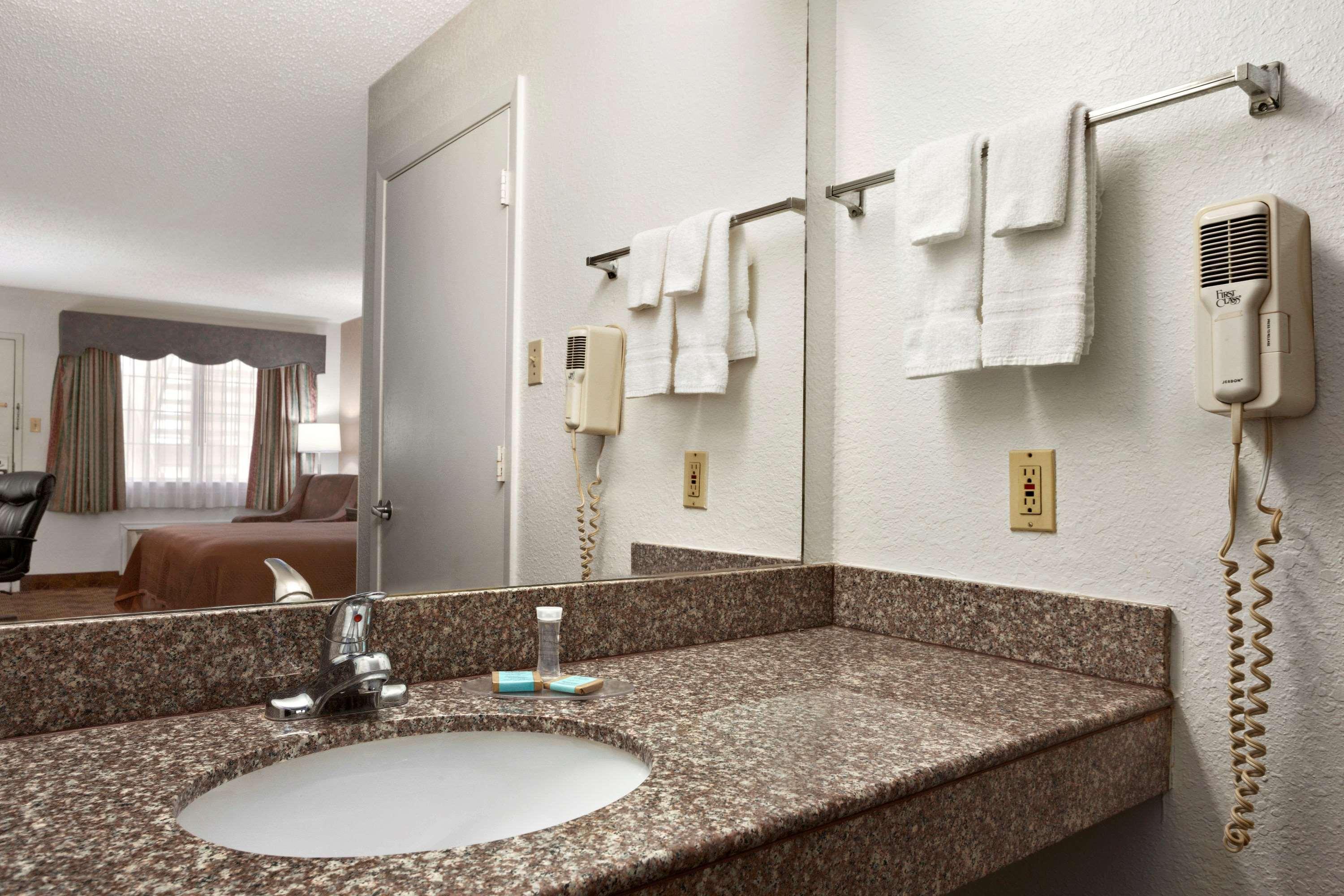 Travelodge by Wyndham Killeen/Fort Hood Eksteriør bilde